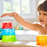 Munchkin, Becherraupe Badespielzeug, 7-teilig – Bild 5