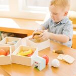 Melissa and Doug Holz Lebensmittel Kinderküche Zubehör Holz | Spielküche Zubehör Holz & Kaufladen Zubehör Holz | Küchenspielzeug für Kinder Küchenzubehör | Holzspielzeug Küche Kinder ab 2 Jahre – Bild 7