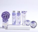 Body & Earth Geschenkset Frauen, 8 tlg.  Schaumbad, Duschgel, Bodylotion, Haarseife, Badesalz, Geburtstagsgeschenk, Geschenke für Frauen, Freundin, Mama – Bild 6