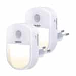 Useber, LED Nachtlicht Steckdose mit Bewegungsmelder, 2 Stück Useber LED Nachtlicht(EIN/AUTO/AUS), Warmweiss Nachtlicht Kinder für Kinderzimmer, Treppe, Schlafzimmer, Steckdosenlicht, Orientierungslicht [Energieklasse A+++]