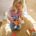 Melissa & Doug Veterinär-Set – 24-teiliges Tierarztspiel mit Zubehör ab 3 Jahren – Bild 3