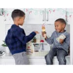 Melissa & Doug Eis Holzspielzeug ab 3 Jahre & Küchenzubehör Kinder Holz | Montessori Spielzeug ab 3 Jahre | Wooden Cookie Set | Café Barista Kaffeeladen aus Holz – Bild 5
