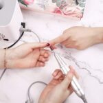 JCMASTER® Profi Nagelfräser Set - Deutsche Marke - Gelnägel & Acrylnägel 30.000 U/Min Inkl 6 Aufsätze Stufenlose Regulierung Elektrische Nagelfeile Maniküre Pediküre Fräser ●Inkl Ebook● EasyPro+ – Bild 9
