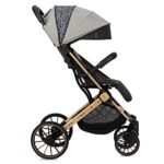MoMi ESTELLE DAKAR Kinderwagen ab 6. Monat (bis 22 kg), klappbarer Buggy mit 5-Punkt-Sicherheitsgurt, Einkaufskorb Liegefunktion, Teleskop-Stange zu Ziehen, steht nach Zusammenklappen Leopard – Bild 11