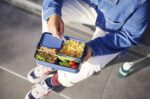 Mepal Bento Brotdose Large mit Fächern – Lunchbox für Snacks & Sandwiches, inkl. Lunchpot Set – Bild 6