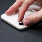 RhinoShield Schutz für Smartphone-Kamera kompatibel  Fingerabdruck- und kratzresistentes Schutzglas mit Aluminium Ring für hohe optische Klarheit – Bild 5