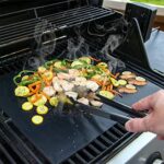 SPGOOD BBQ Grillmatte, Antihaft Teflon Grillmatten Grillplatte Gasgrill, Backpapier Wiederverwendbar,für Holzkohlegrill, Elektronischen Grill, Backofen, PFOA-Frei – Bild 8
