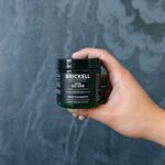 Brickell Men‘s Renewing Face Scrub - Natürliches und organisches Gesichtspeeling für Männer - Porentiefe Gesichtsreinigung mit Jojoba Perlen, Kaffee-Extrakt und Bimsstein – Bild 7