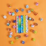 JOYIN Slap Band, 100 PCs Slap Armbänder Super Slap Armbänder mit bunten Herzen Animal Emoji Party Bag Fillers (30 Designs) Valentinstag Party Favors Pack, Easter Basket Stuffers – Bild 8