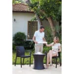 Keter Pacific Cool Bar, 3-in-1 Cocktailtisch, Couchtisch und Outdoor Eiskühler in Rattanoptik, UV-geschützt und wetterfest, braun, Kühlbox 30l Volumen – Bild 9
