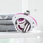 medisana Cellulite Massagegerät für straffere Haut, Selbstmassage mit 6 rotierenden Massagerollen und 2 Massageintensitäten – Bild 8