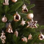 BRUBAKER 77-teiliges Set Weihnachtskugeln Christbaumschmuck - Kunststoff – Bild 4