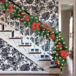Queta 2,7M Weihnachtsgirland Tannengirland Weihnachtdekoration mit Gloden Blumen Weihnachtsdeko-LED Lampen schöne Feiertag-Dekoration für Treppen, Wand, Türen In-Out Door – Bild 2