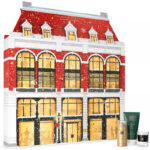 RITUALS Adventskalender The Ritual of Advent 2023 – 24 Geschenke für Frauen und Männer – luxuriöse Wellbeing Produkte für den Advent – Adventskalender in Form eines Weihnachtshauses