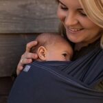 Hoppediz Elastisches Baby-Tragetuch - für Neugeborene ab Geburt (2-9 kg) – Bild 3