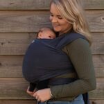 Hoppediz Elastisches Baby-Tragetuch - für Neugeborene ab Geburt (2-9 kg) – Bild 4