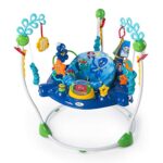 Baby Einstein - Journey of Discovery Spring- und Spielcenter mit Lichtern und Melodien | Neptune's Ocean Discovery Spring- und Spielcenter mit abnehmbare Spielzeuge | Ocean Explorers Flugzeug Abenteuer | Neighborhood Friends Spring- und Spielcenter | Neighborhood Symphony Spring- und Spielcenter
