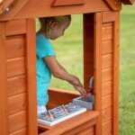 Backyard Discovery Spielhaus Timberlake aus Holz | Outdoor Kinderspielhaus für den Garten inklusive Zubehör | Gartenhaus für Kinder mit Fenstern. – Bild 8