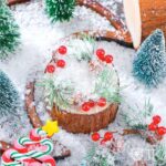 Kunstschnee täuschend echt & weich - glitzernder Streuschnee Dekoschnee als Deko Dekoration an Weihnachten – Bild 4
