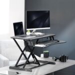 VIVO 32” Stehpult-Konverter mit höhenverstellbarem Aufsatz, Steh-Sitz-Arbeitsplatz für zwei Monitore und Laptop, mit breiter Tastaturablage – Bild 2