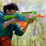 Nerf Elite 2.0 motorisierter Double Punch Dart-Blaster – Bild 7