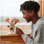 Interaktive Dobby-Puppe -  Harry Potter's Hauself mit 30+ Geräuschen & Bewegungen – Bild 8
