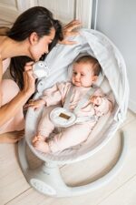 Momi KENANI Babywippe für Kinder bis 9 kg