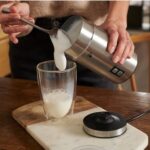 Tchibo Elektrischer Milchaufschäumer, 130ml, Edelstahl, Antihaft, warmer und kalter Milchschaum