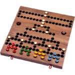 LOGOPLAY Blockade - Würfelspiel - Strategiespiel - Gesellschaftsspiel - Brettspiel aus Holz mit faltbarem Spielbrett