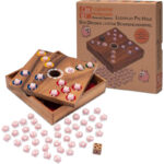 LOGOPLAY Pig Hole - Lustiges Würfelspiel mit Keramik-Schweinchen