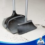 MR.SIGA Besen- & Kehrschaufelset mit langem Griff – Aufrechtes Kehr-Set für Bodenreinigung, Grau