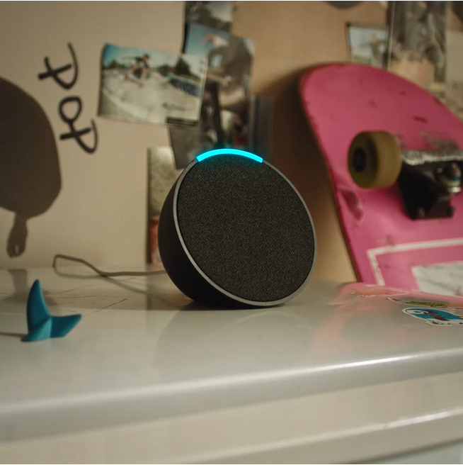 Echo Pop - Kompakter Bluetooth-Lautsprecher mit Alexa und vollem Klang
