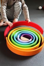 small foot Holzbausteine und Stapelspielzeug - Regenbogen-Set für Kinder ab 1 Jahr