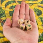 Spin Master Games - Jumanji Familienspiel für 2–4 Abenteurer ab 8 Jahren