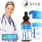 Hochdosiertes Hyaluron Serum mit Vitamin C & E, Anti-Aging & Feuchtigkeit, 60 ml