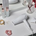 Remington Haartrockner Ionen (2200W) – Schonendes Styling mit Ionenpflege, 3 Heizstufen & 2 Aufsätze.