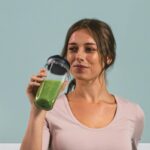 Ninja 700W Slim Mixer – Smoothie Maker mit 2x 470ml Bechern, zerkleinert Eis & gefrorenes Obst