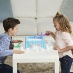 Hasbro Kristallica – Spassiges Strategiespiel für Kinder & Familien (2–4 Spieler)