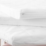 roba Laufgittermatratze – Weiss, gesteppt, mit abnehmbarem Bezug