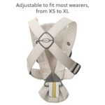BabyBjörn Babytrage Mini 3D-Jersey Hellbeige – Ergonomische Babytrage für Neugeborene – Bild 10