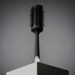 ghd the blow dryer Keramik-Rundhaarbürste Size 4 – Volumen & Glanz für extralanges Haar – Bild 4