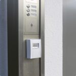 ABUS KeyGarage 787 – Schlüsselsafe mit Zahlencode zur Wandmontage in Weiss – Bild 5