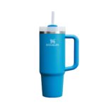 STANLEY 1913 Quencher H2.0 Flowstate 0.89L – Isolierter Edelstahl Trinkbecher mit Strohhalm