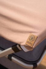 Cloby Multifunktionale Baby UV-Schutzdecke UPF 50+ – Peanut Brown – Bild 6
