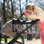 Maxi-Cosi Sonnenverdeck mit USF 50+ – Universeller UV-Schutz für Kinderwagen & Babyschalen – Bild 8