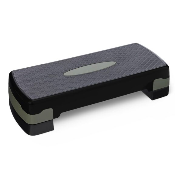 Amazon Basics Aerobic Steppbrett 68,6 cm – Verstellbarer Stepper für Cardio-Training Zuhause