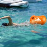 LUXHEIM 2er Pack Schwimmboje mit aufblasbarem Dry Bag – Sichtbarkeit & Sicherheit für Open Water – Bild 2