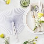 ZOOI Handfächer Hochzeit 36er Set – Herzförmige Papierfächer Weiss für Hochzeitsdeko – Bild 4