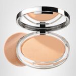 Clinique Stay-Matte Sheer Pressed Powder – Mattierendes Kompaktpuder für ölige Haut – Bild 5