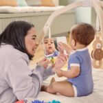 Lovevery Spielbogen – Preisgekröntes Entwicklungsspielzeug für Babys & Kleinkinder – Bild 11